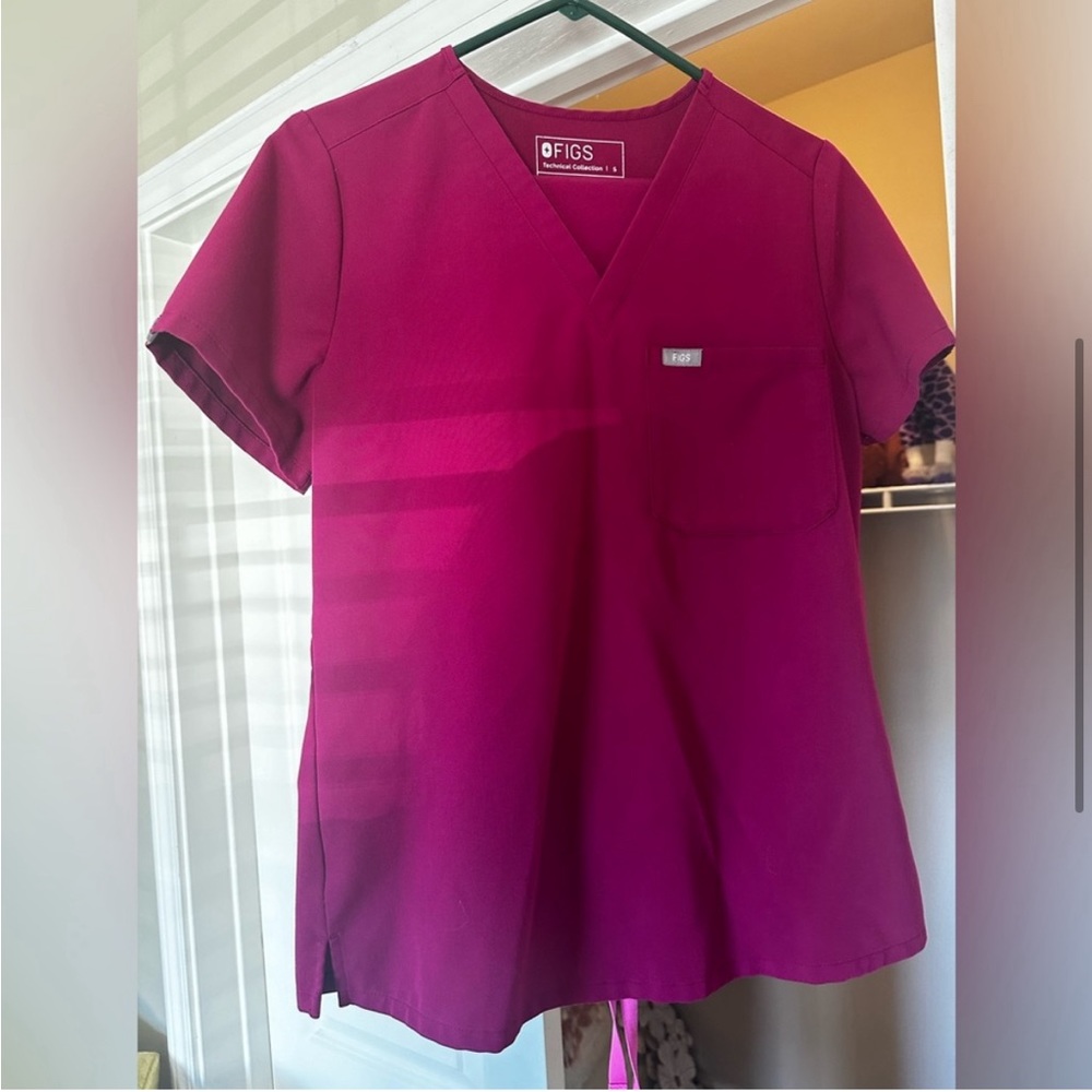 Dark Magenta Figs Top